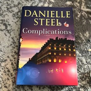 A Novel by Danielle Steel Complications Hardback